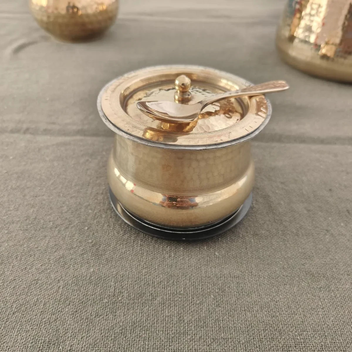 Shakuntala Brass Ghee Pot-4