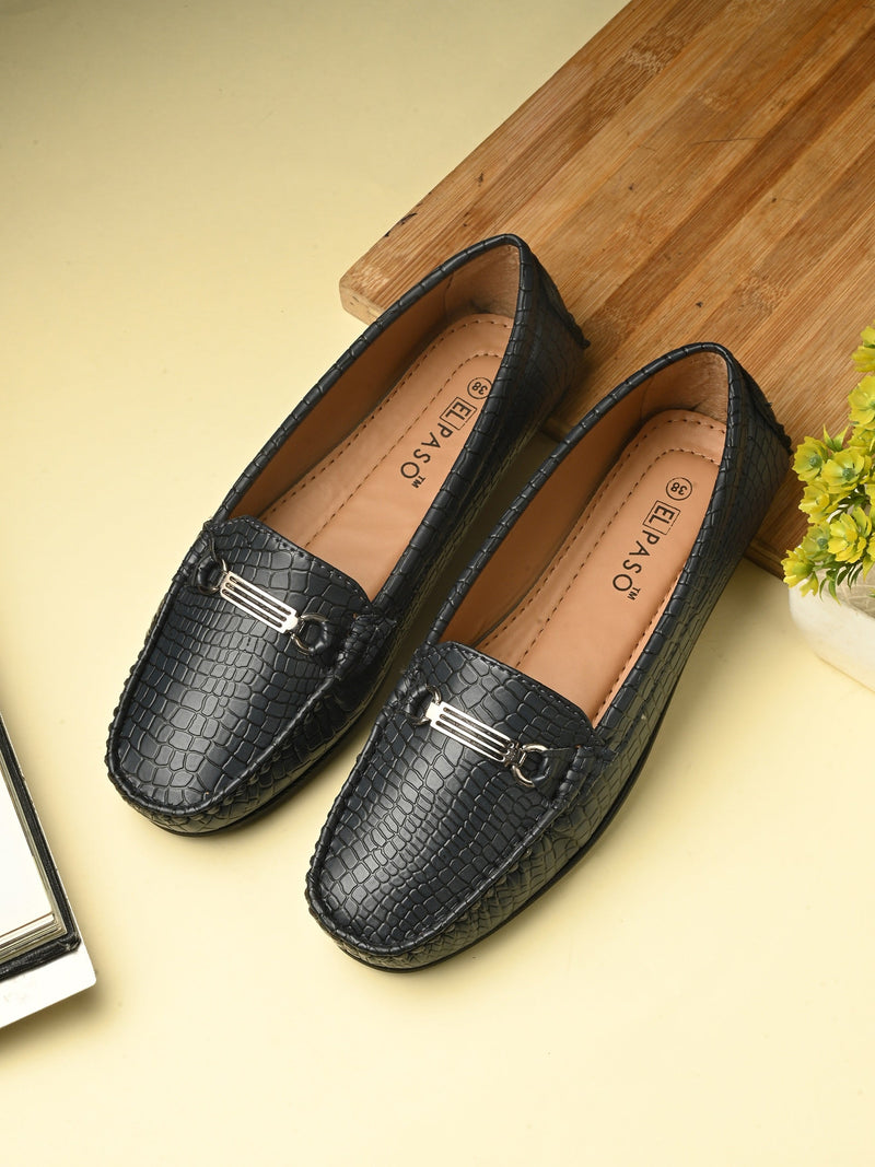 Textured Round Toe Lightweight Loafers For Women-6