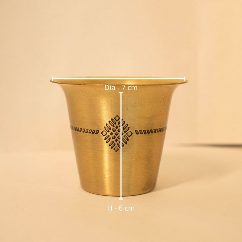 Coffee Dabara Set made with Pure Brass in a Kanjeevaram design theme