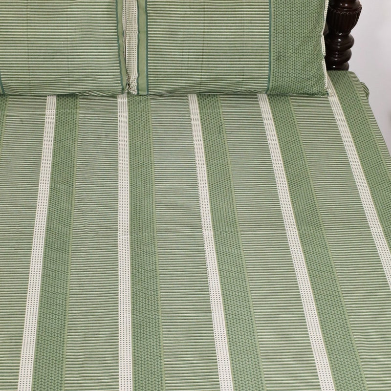 Cotton Bed sheet for Double bed with 2 Pillow Covers | Handprinted  Textured Design in Fern Green & Off White |Marigold Collection
