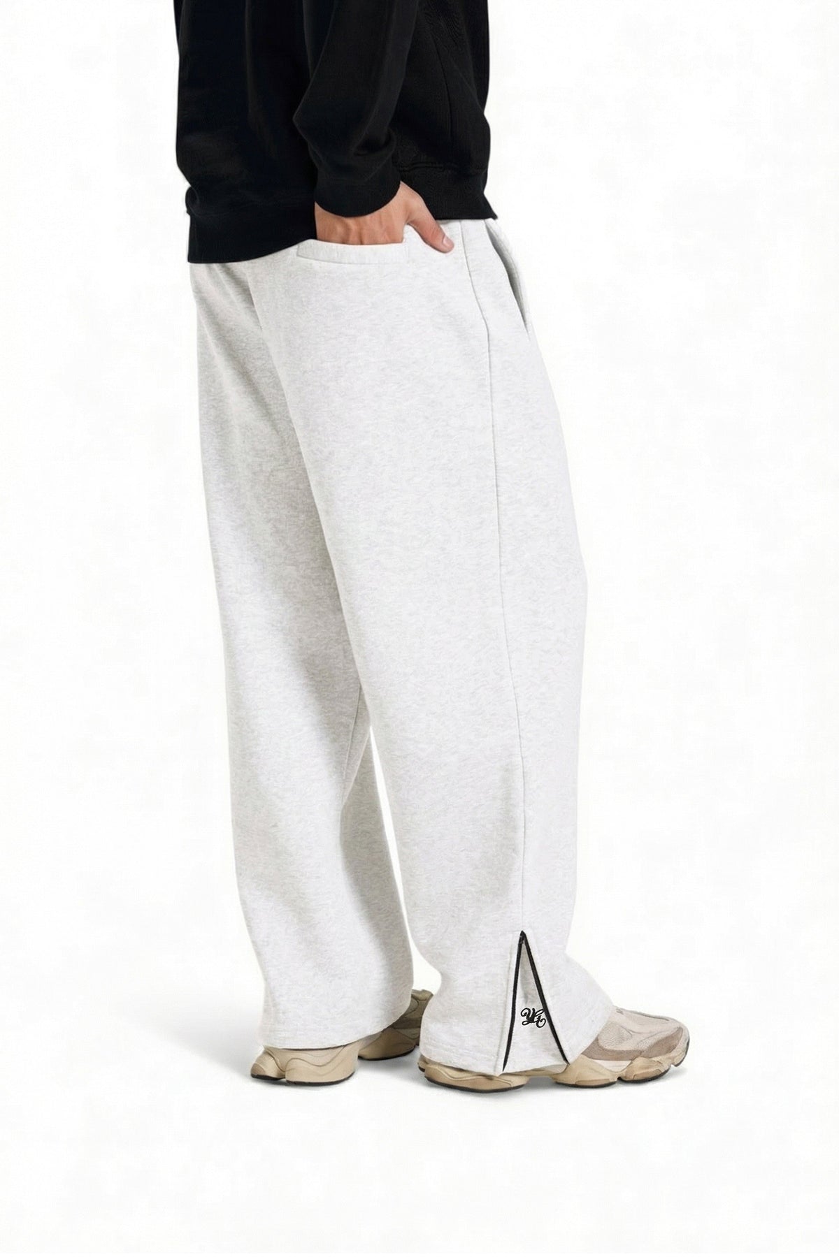 FLARED SWEATPANTS - WHITE