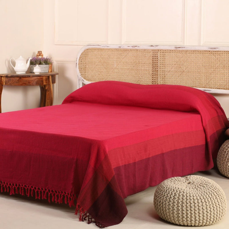 Woven Bed Cover in Berry colour tones