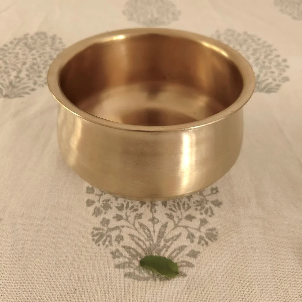 Kansa Tulsi Cookware Handi-7