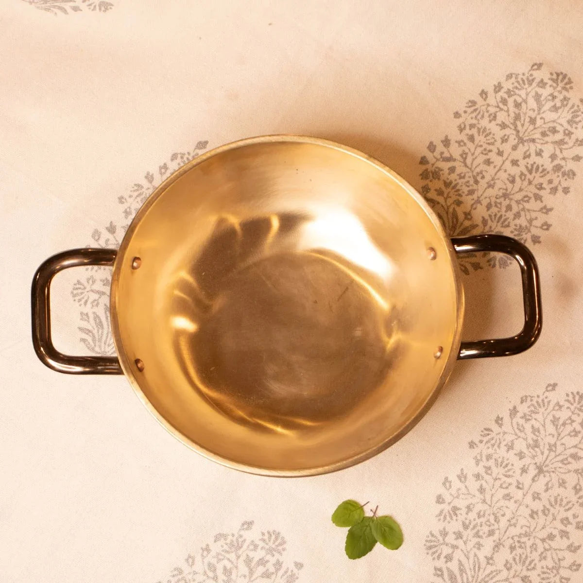 Kansa Tulsi Kadai with Heat Resistant Handles-3