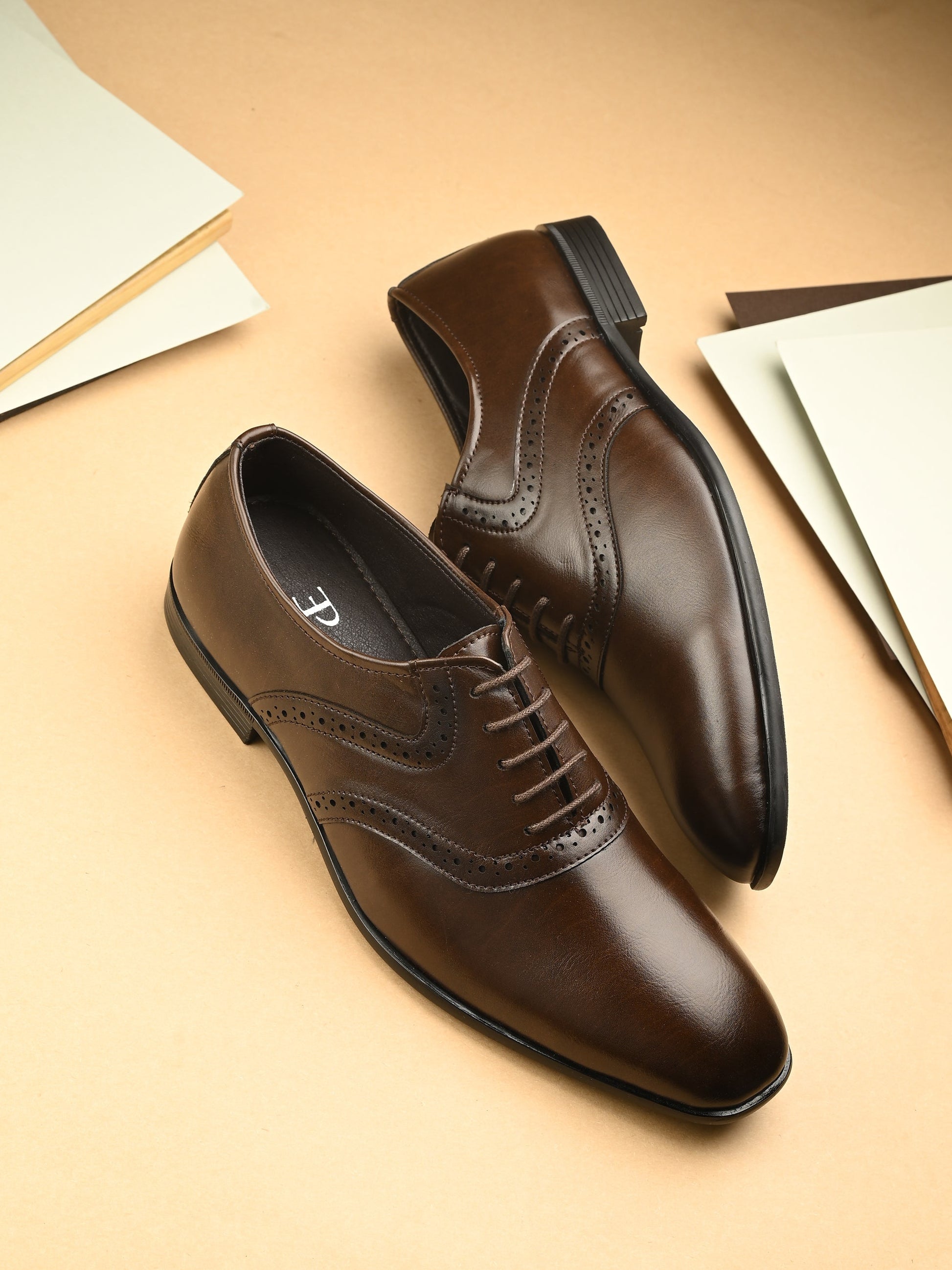 Solid Men Formal Brogues Shoes-6