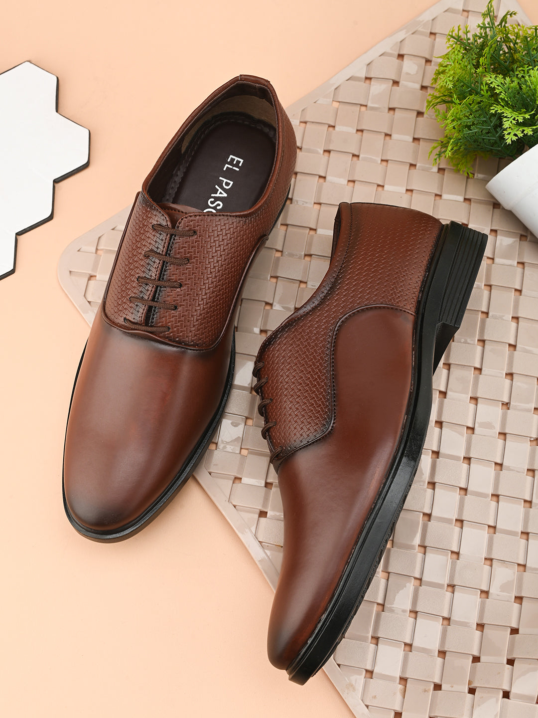 Men Textured Formal Derbys-6