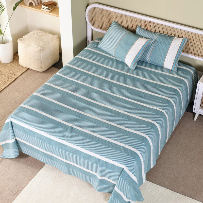 Hand Printed Cotton Bed sheet with Pillow Covers in Teal and Off White