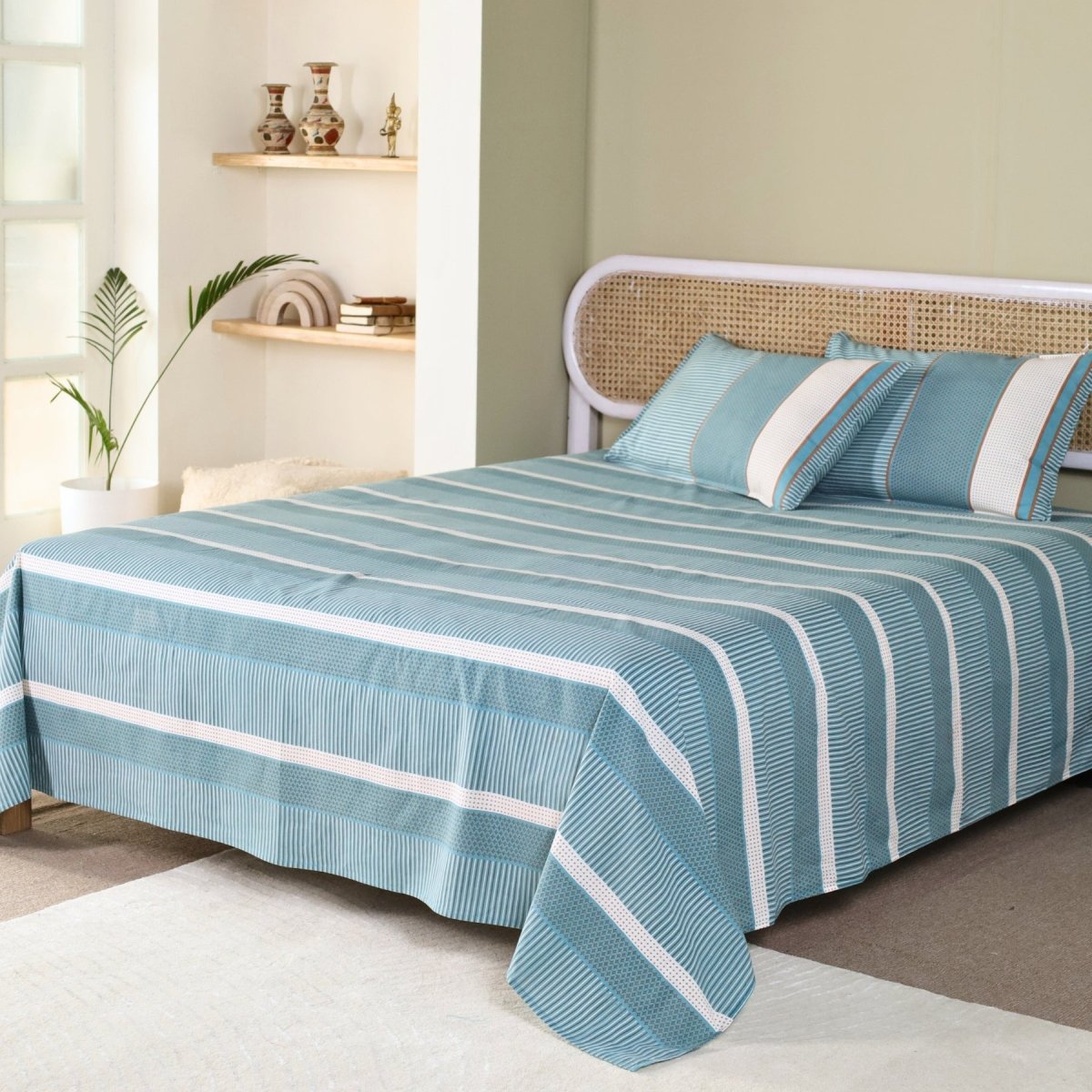 Hand Printed Cotton Bed sheet with Pillow Covers in Teal and Off White