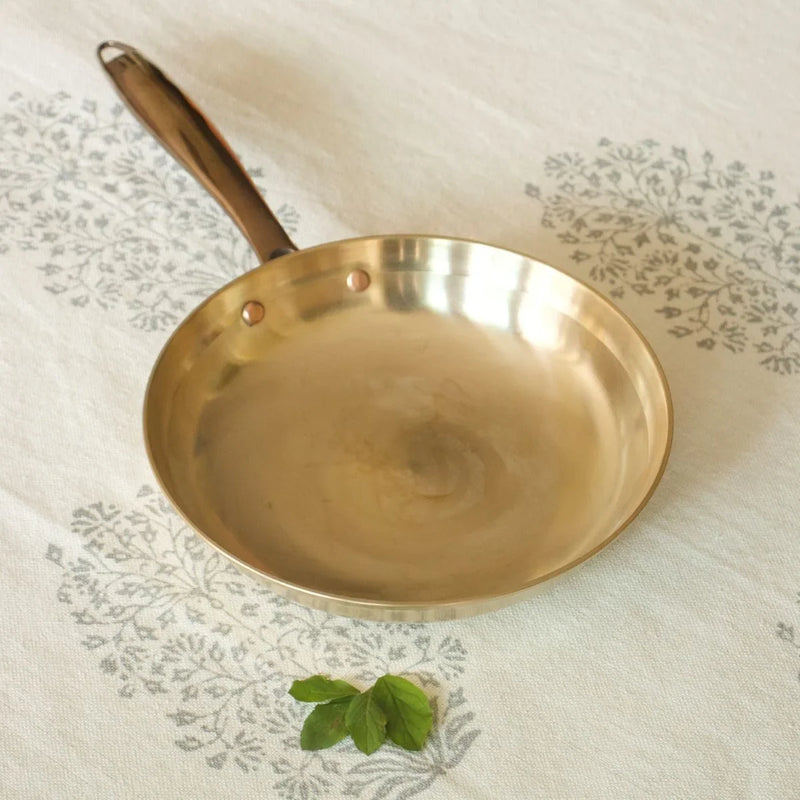 Pure Kansa Tulsi Fry Pan Closer View-Zishta Traditional Bronze Cookware