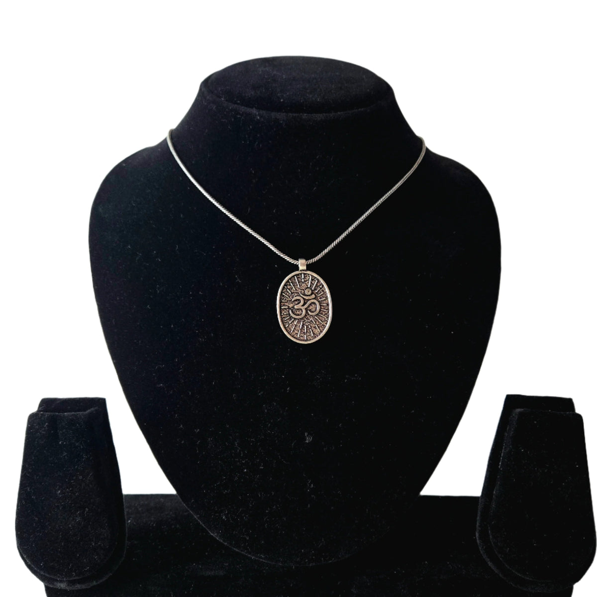 OM Pendant Chain Close Up Handcrafted Gold Men India
