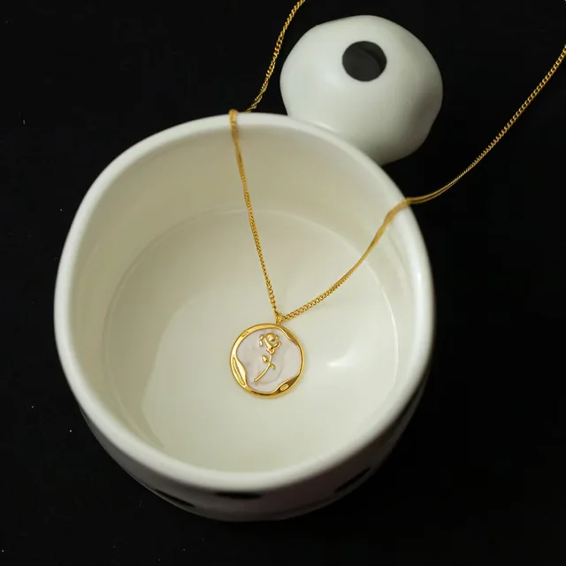 Gold Plated Rose Necklace Close Up Anti-Tarnish Waterproof