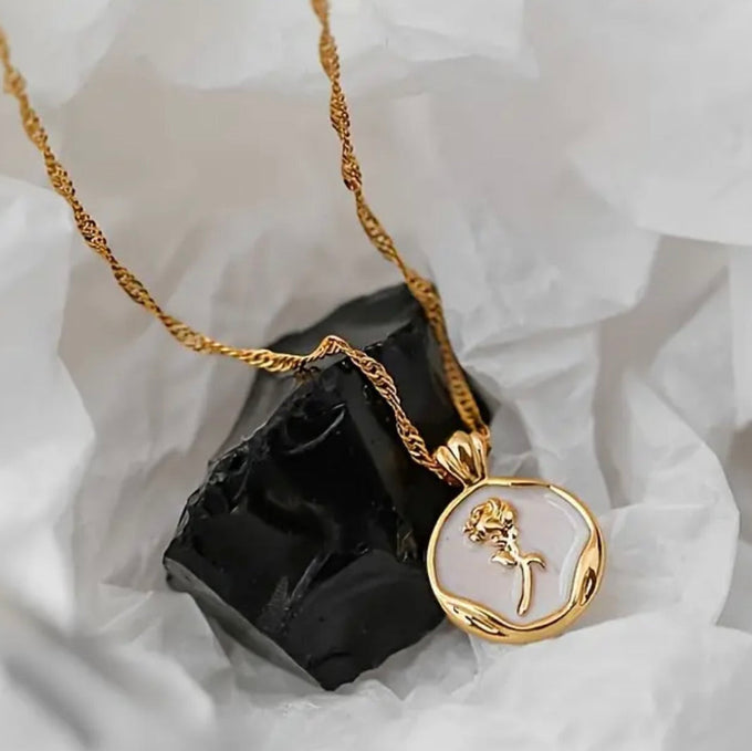 Belle Rose Gold Necklace Hypoallergenic Daily Wear Women