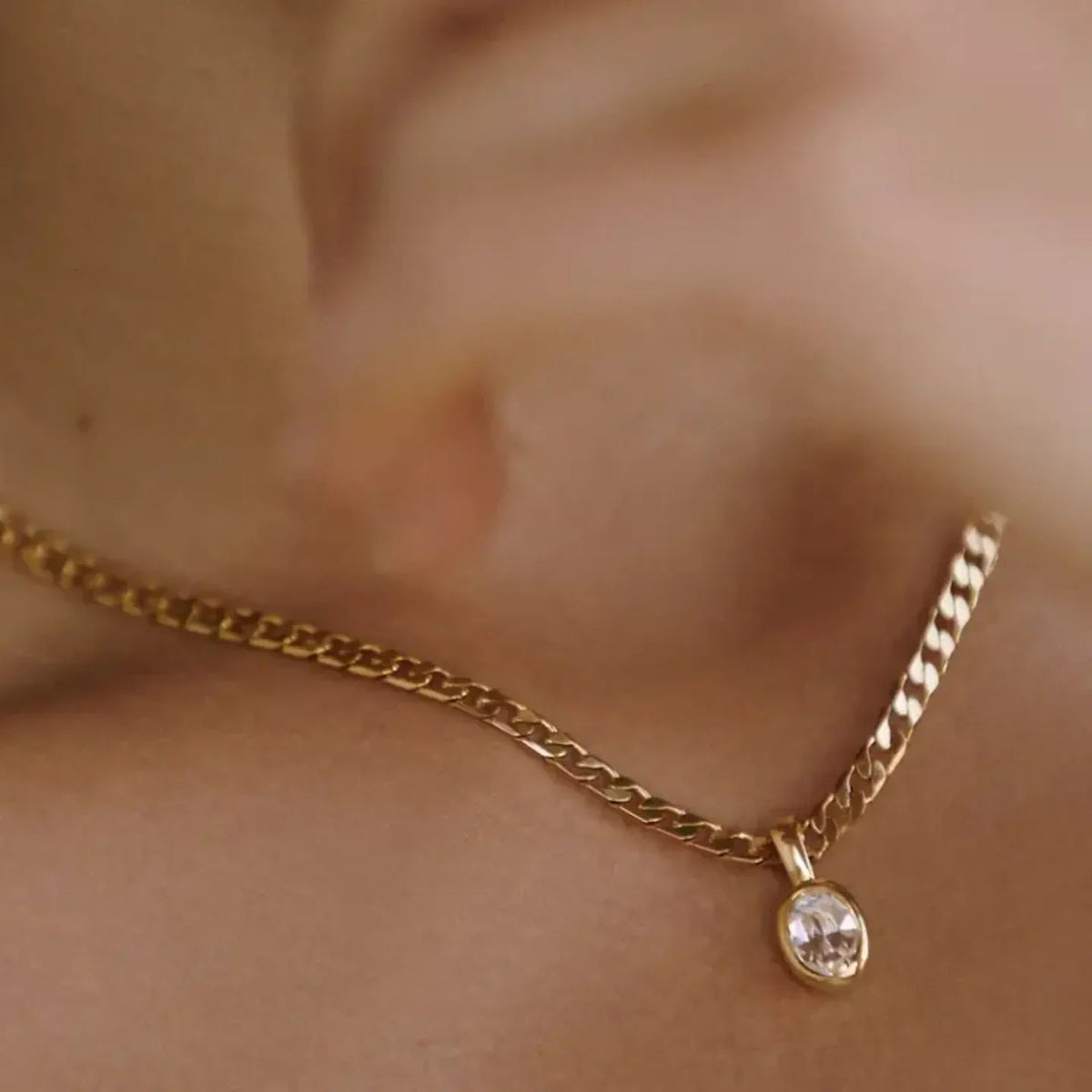 Modern Oval Chain Necklace