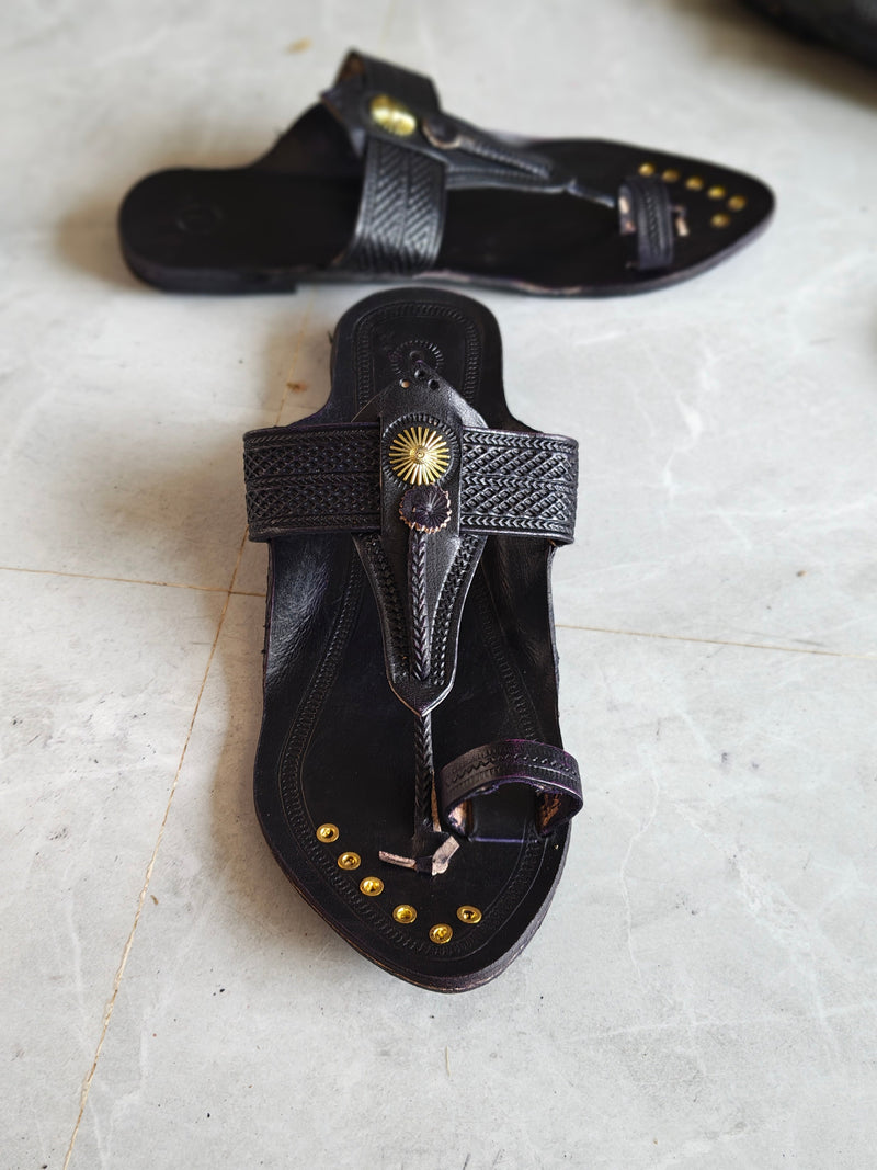 Black- Naral Pan Kolhapuri-2