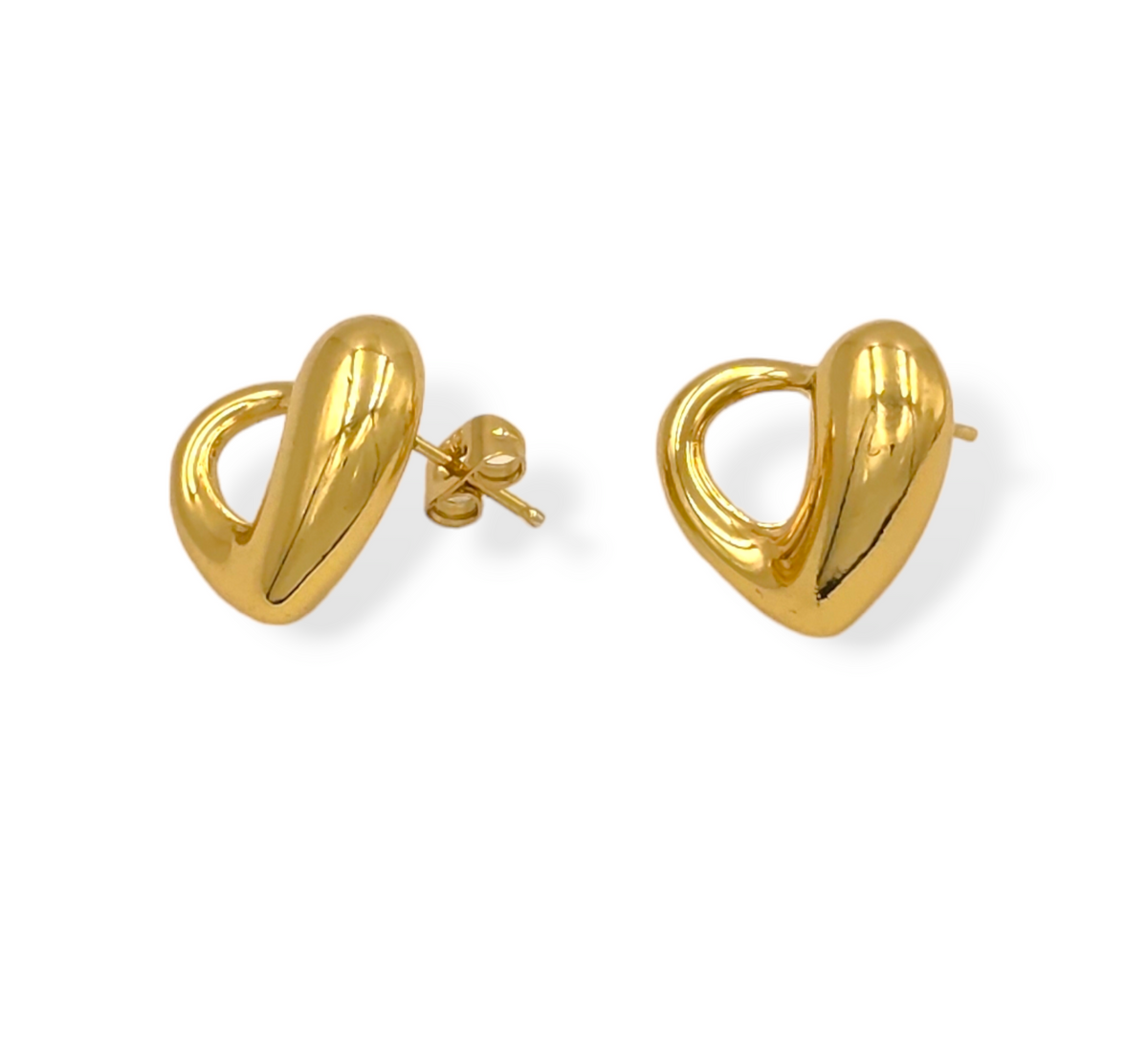 18K Gold Hollow Heart Earrings Close Up UniqueJewels.in