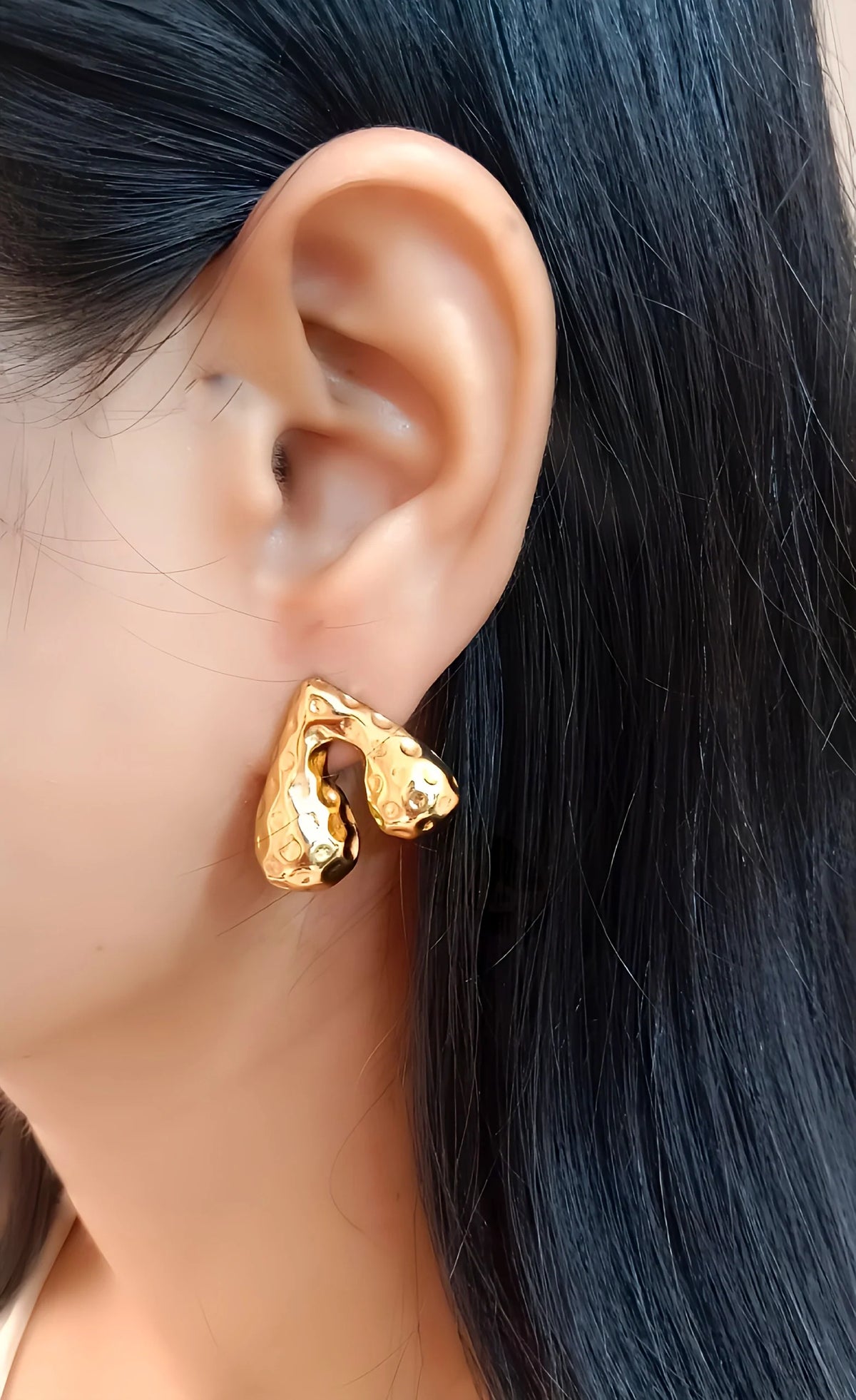 Gorgeous Gold Heart Earrings Lightweight Hypoallergenic India