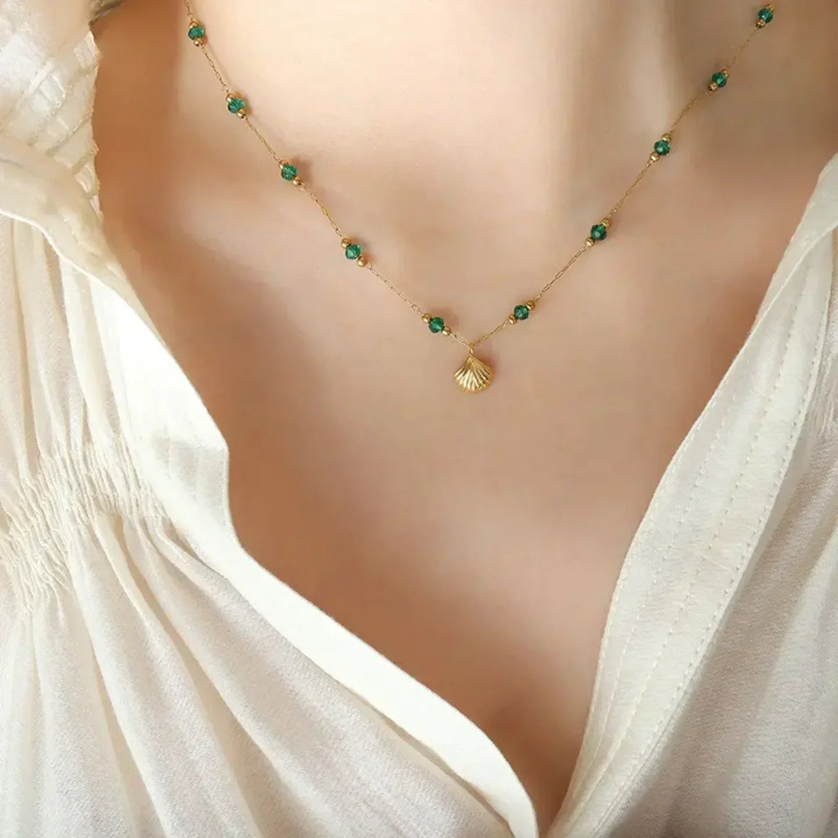 Luxy Shell Necklace & Bracelet