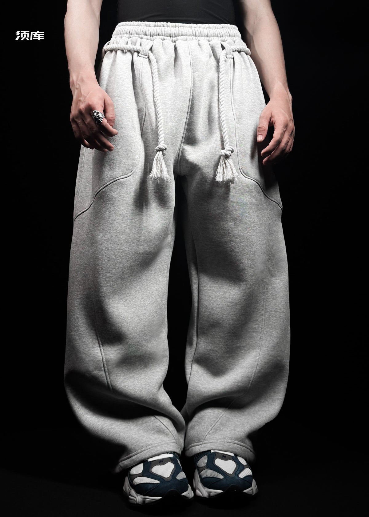 TOJI SUIT / COMPRESSION & SWEATPANT